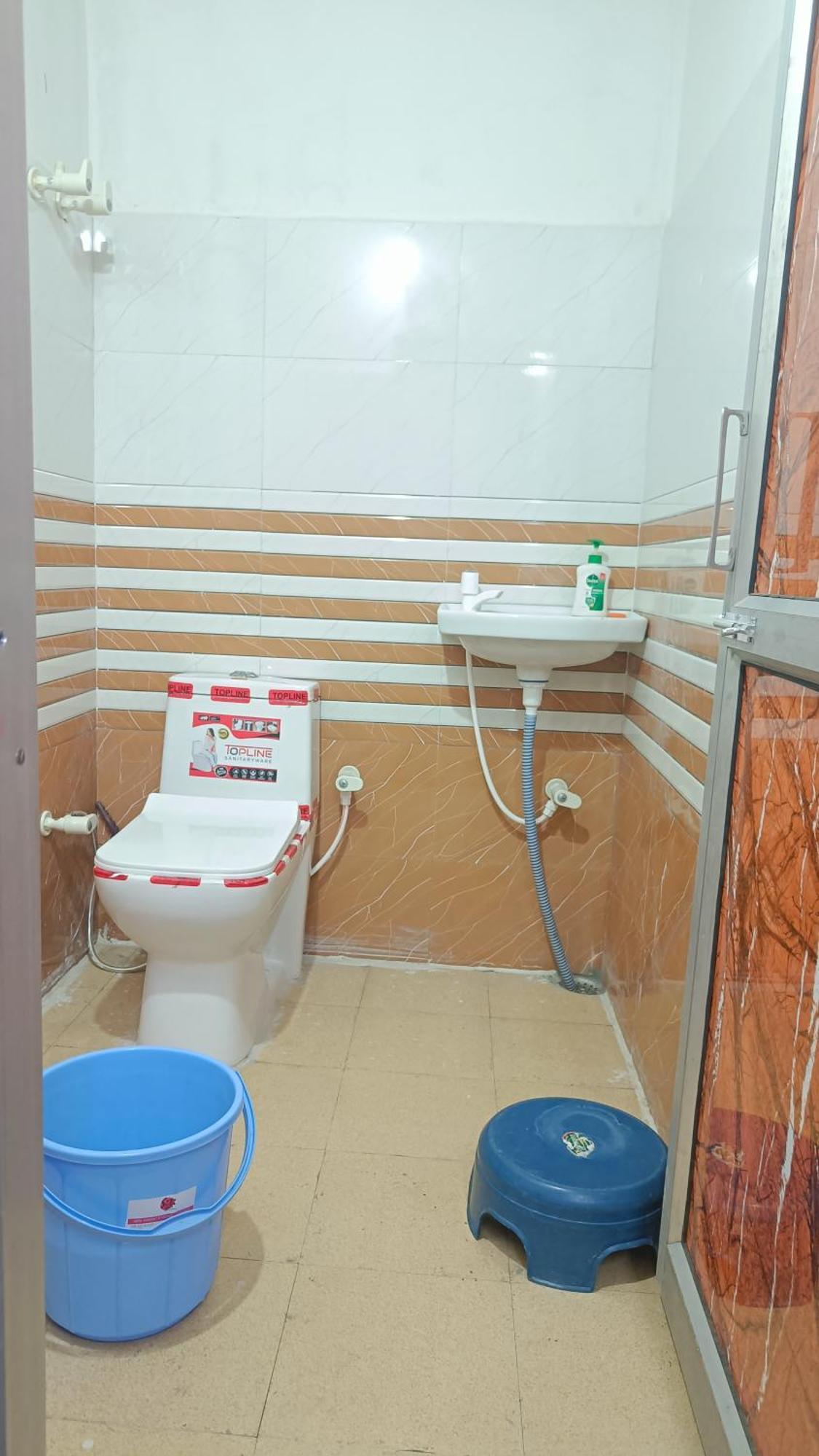 Keshav Narayan Home Stay Mathura Bagian luar foto